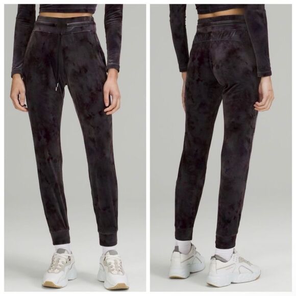 LULULEMON | Ready to Crush Full Length Velour Jogger Pants Women’s Size 4 - Picture 1 of 14